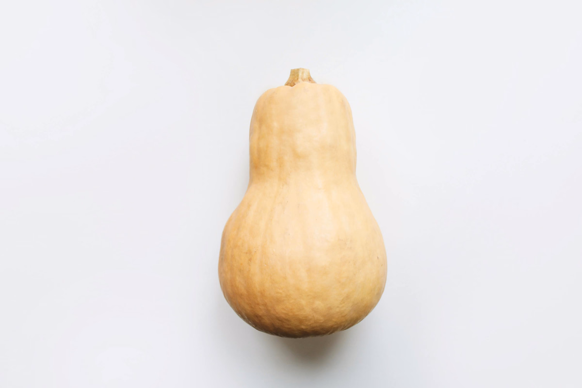Steamed Butternut Squash with Red Chili Sauce